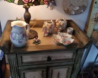 Faux Tiffany table lamp; pretty one-drawer painted cupboard