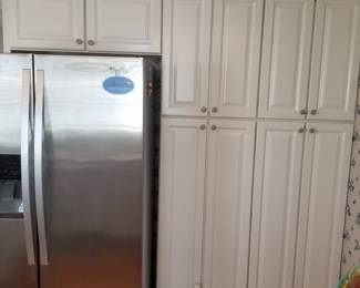Kitchen pantry