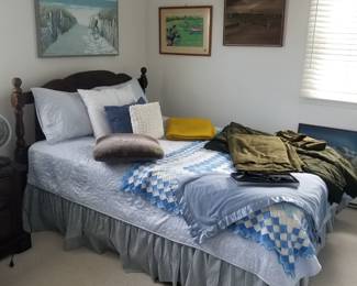 Double bed; bedding