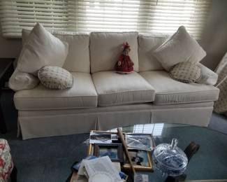 Beautiful white sofa by made in USA by Lexington