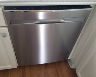 Brand new GE dishwasher with stainless steel interior