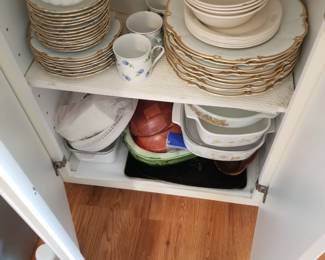 China dinnerware; Corningware
