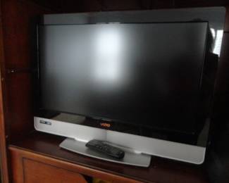 Another Vizio TV w/remote