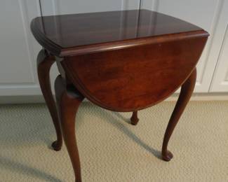 Small Drop Leaf Ethan Allen Table