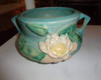 1940's Roseville Water Lily Jardiniere (663)
