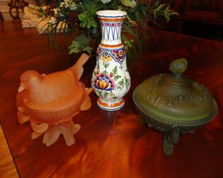 Delft Floral Vase/Westmoreland Amber Glass Dove/Westmoreland Green Satin Glass Shell Dish