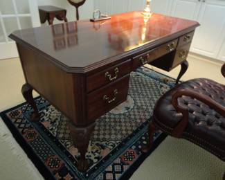 Chippendale Desk