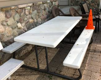 folding picnic table