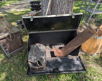 Vintage  Stutz?? trunk