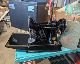 New for Saturday includes carryingcase and accessories 