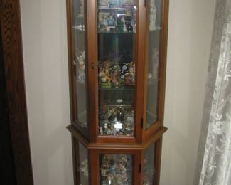 Curio cabinet