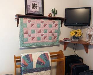 Quilts and Stands