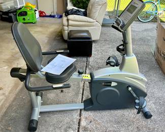 Fantastic Schwinn recumbent bike