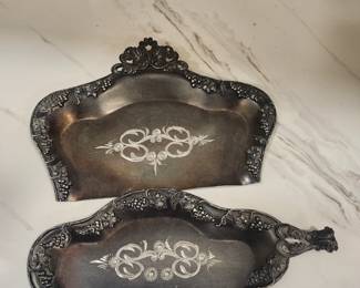 CRUMB CATCHER SILVER PLATE