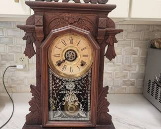 ANTIQUE CLOCK