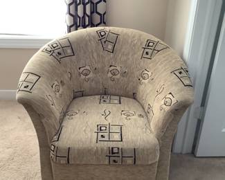 Unique Barrel Chair