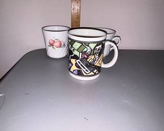 3 Mugs $3.00