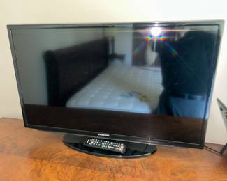 32" Samsung TV $40.00