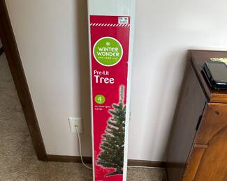 4' Tree $8.00