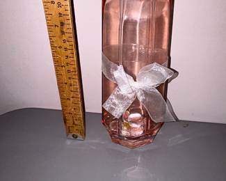 DL Floral Vase $4.00