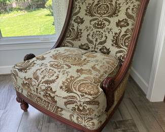 Hunting House Paisley Motif Upholstered Lounge Chair (45"D x 36"W x 40" Back Height)
