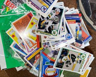 Hockey sports cards