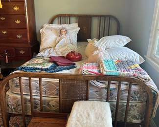 Full Antique Metal Bed..