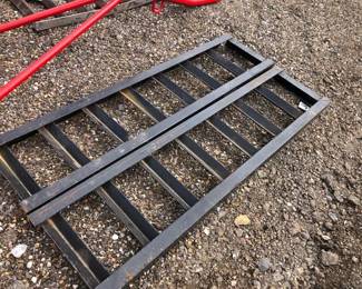5 TRAILER RAMPS
