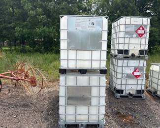 2 270 Gallon IBC Totes
