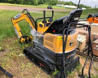 LANDHERO MINI EXCAVATOR