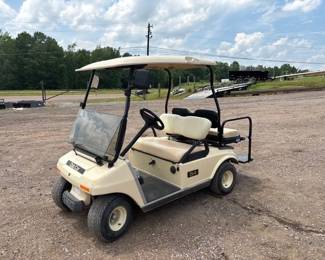 CLUB CAR GOLF CART