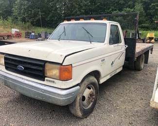1987 FORD F350 FLATBED TRUCK