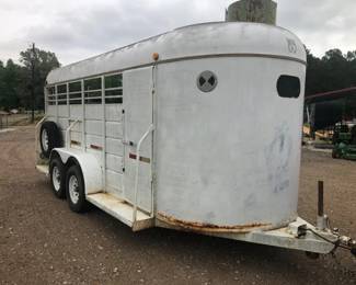 WW 16 LIVESTOCK TRAILER