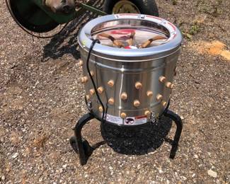 CHICKEN PLUCKER
