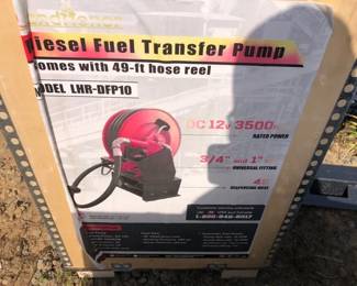 DIESEL TRANSFER PUMP WITH 49 HOSE REEL