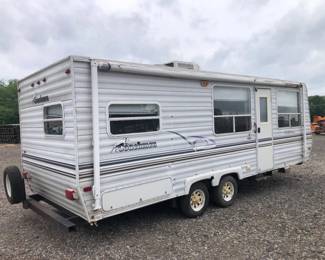 COACHMEN CAMPER TRAILER