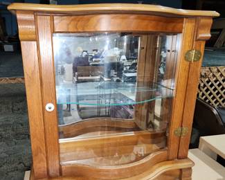 Nice Lighted Oak Display
