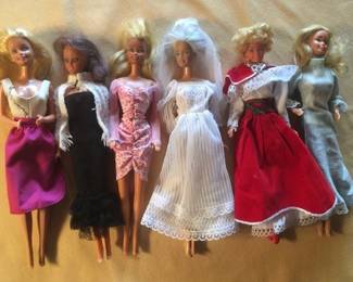 Vintage Barbie sisters