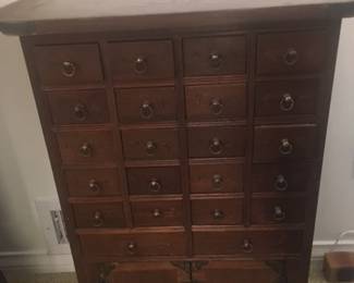 Chinese spice chest