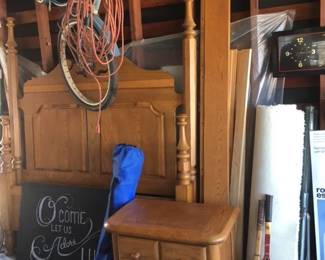 Oak bed & nightstand