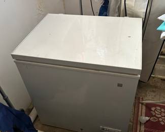 Chest freezer