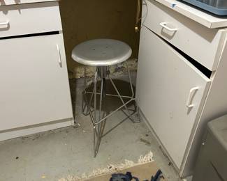 Metal stool