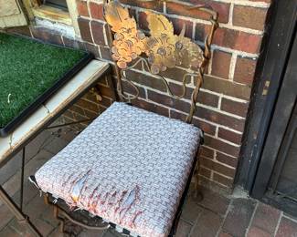 Metal chair frame, needs cushion