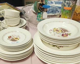 Vintage 40s Dishes