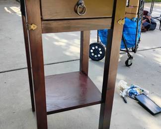 CG197Small Brown Table
