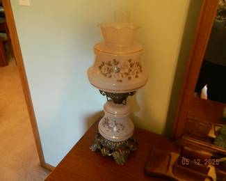 hurricane lamp