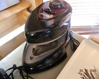 pizza maker