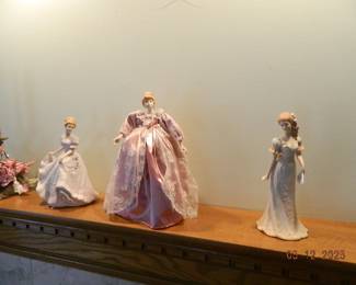 doll figurines