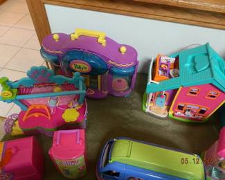 Polly Pockets