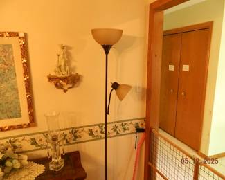 floor lamp